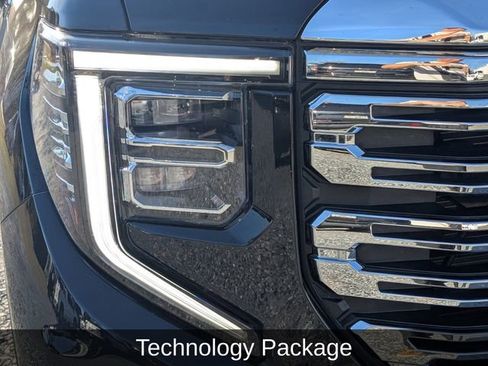 Used 2024 GMC Sierra 1500 Denali w/ Technology Package image 7