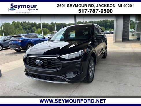Certified 2024 Ford Escape ST-Line w/ Tech Pack #1 AWD/4WD image 1