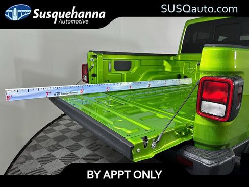 New 2025 Jeep Gladiator Sport image 7