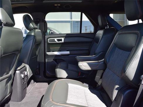 Used 2022 Ford Explorer Timberline image 27