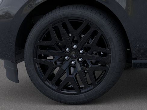 New 2026 Ford Expedition Max Platinum w/ Stealth Performance Package AWD/4WD image 19