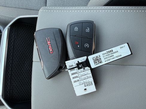 New 2027 GMC Terrain Elevation AWD/4WD image 33