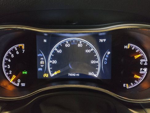 Used 2019 Jeep Grand Cherokee Limited w/ Luxury Group II AWD/4WD image 23