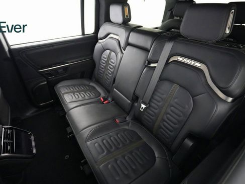 Used 2023 Rivian R1S Adventure image 10