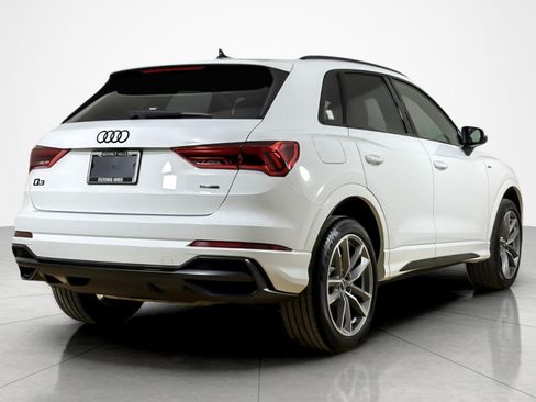 Used 2022 Audi Q3 2.0T Premium AWD/4WD image 5