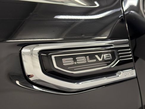 Used 2025 GMC Sierra 1500 SLT AWD/4WD image 14