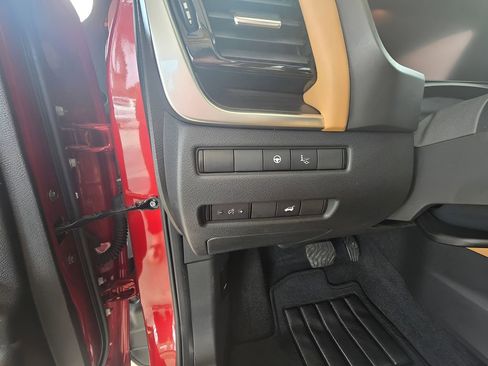 Used 2023 Nissan Rogue Platinum w/ Platinum Premium Package image 50