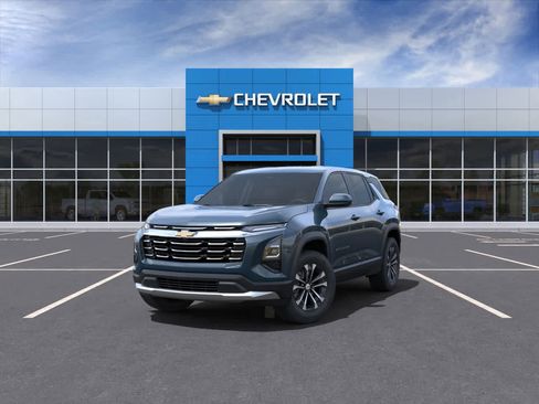 New 2026 Chevrolet Equinox LT w/ Convenience Package II image 8