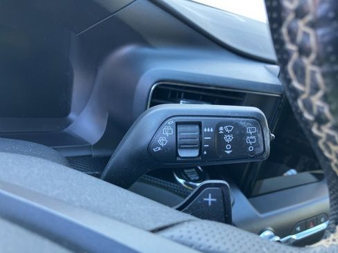 Used 2020 Ford Explorer ST w/ ST High-Performance Pack image 18