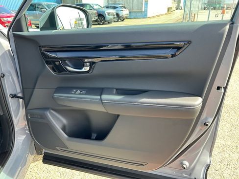 Used 2025 Honda CR-V EX-L image 25