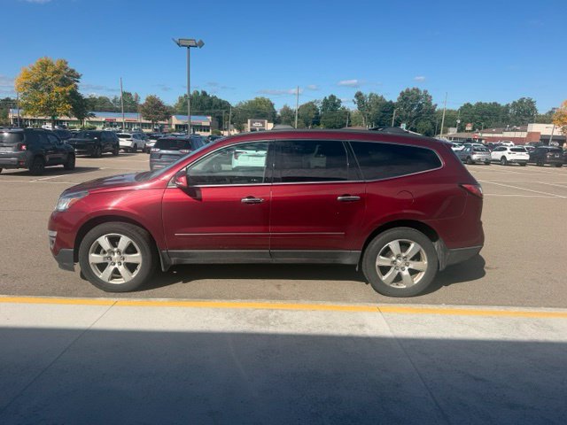 Used 2017 Chevrolet Traverse Premier AWD/4WD image 11