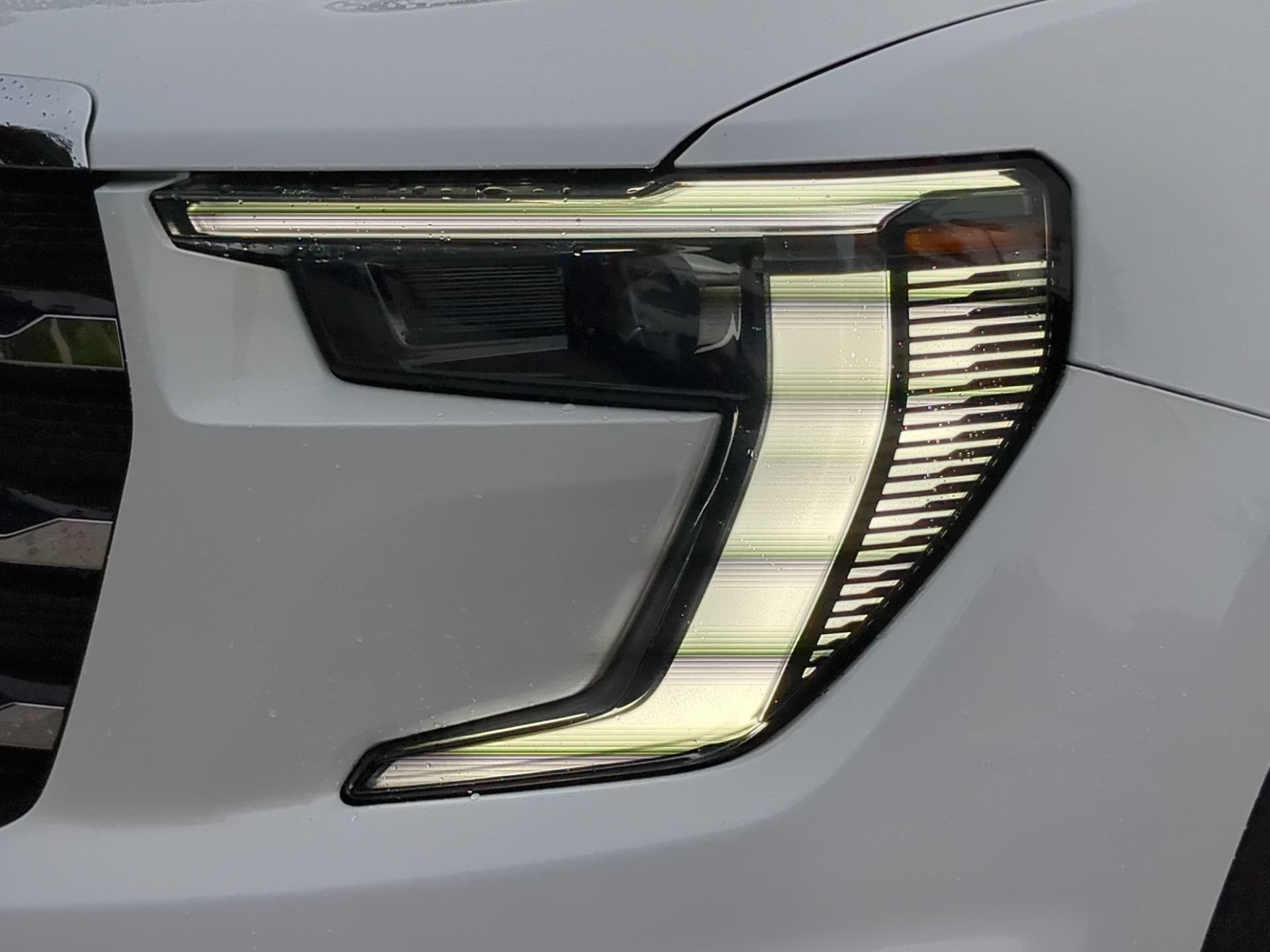 Used 2026 GMC Acadia Elevation w/ Elevation Premium Package FWD image 44