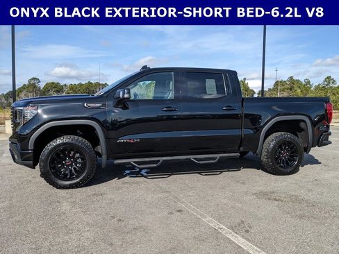 Used 2023 GMC Sierra 1500 AT4X image 12