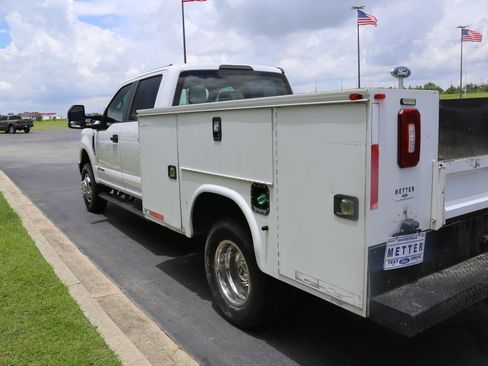 Used 2018 Ford F350 XL w/ Power Equipment Group AWD/4WD image 11