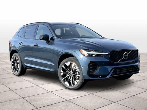 New 2026 Volvo XC60 T8 Plus w/ Climate Package PRO AWD/4WD image 2