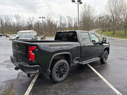 Used 2025 Chevrolet Silverado 2500 LTZ w/ Trail Boss Package image 3