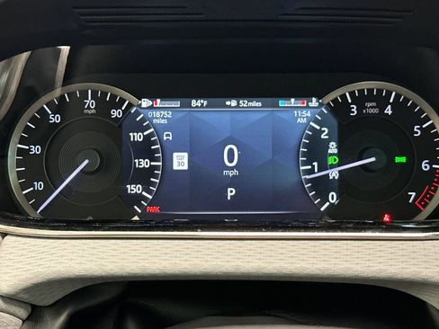 Used 2022 Land Rover Range Rover Evoque R-Dynamic S image 18