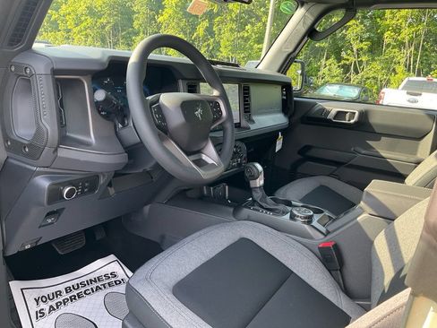 New 2026 Ford Bronco 4-Door w/ Sasquatch Package AWD/4WD image 15
