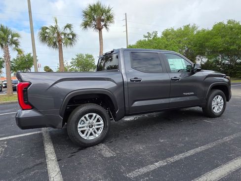 New 2026 Toyota Tundra SR5 AWD/4WD image 11