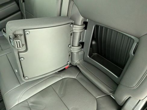 Certified 2021 Chevrolet Silverado 1500 LT Trail Boss w/ LT Trail Boss Premium Package image 36