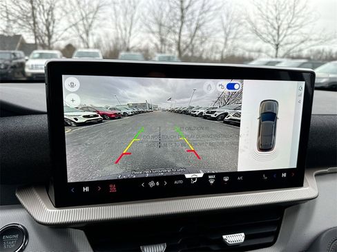 New 2026 Ford Explorer Active w/ Active Comfort Package image 15