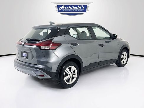 Used 2023 Nissan Kicks S w/ Interior Electronics Package image 6