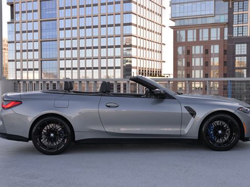 Used 2022 BMW M4 xDrive Competition image 8