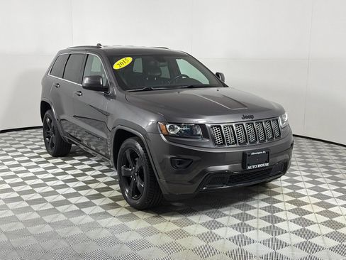 Used 2015 Jeep Grand Cherokee Altitude AWD/4WD image 3