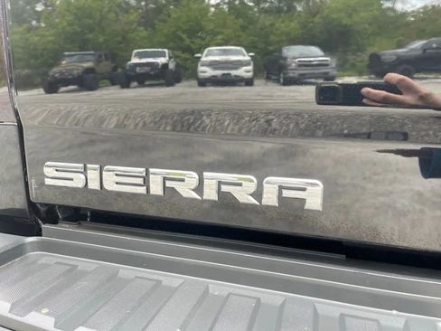 Used 2018 GMC Sierra 3500 Denali w/ Duramax Plus Package AWD/4WD image 10