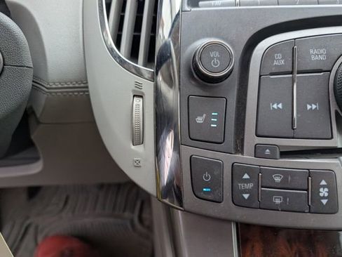 Used 2012 Buick LaCrosse Premium image 5