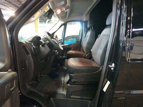 New 2026 RAM ProMaster 1500 w/ Convenience Group image 9