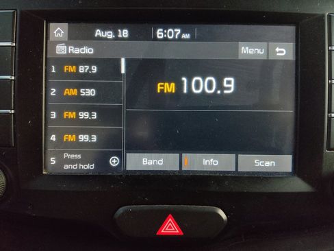 Used 2021 Kia Soul S FWD image 25