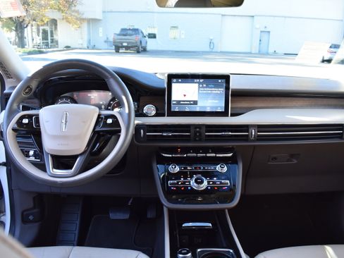 Used 2020 Lincoln Corsair Reserve w/ Elements Package image 33