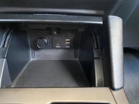 Used 2015 Subaru Outback 2.5i Limited AWD/4WD image 28