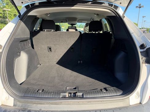 Used 2021 Ford Escape SE FWD image 22
