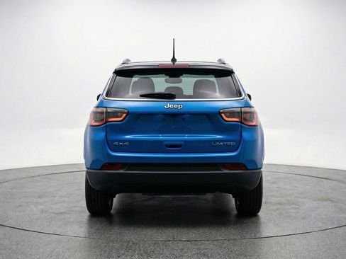 Used 2025 Jeep Compass Limited AWD/4WD image 7