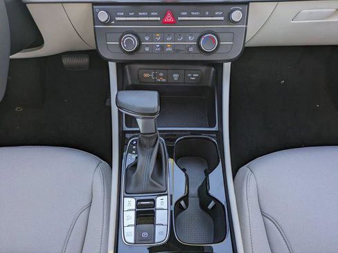 New 2026 Hyundai Tucson SE image 18