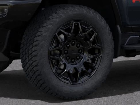 New 2025 GMC Hummer EV 2X w/ LPO, Sport Package image 9