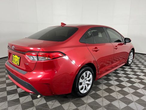 Used 2021 Toyota Corolla LE w/ Carpet Mat Package (TMS) image 6
