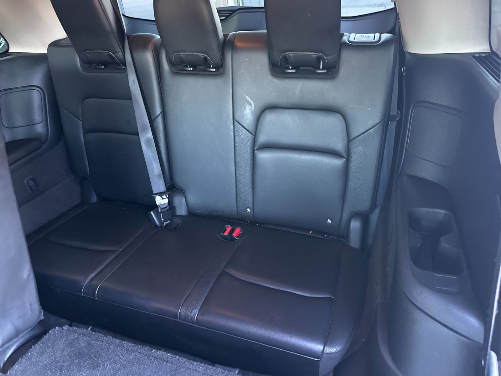 Used 2024 Nissan Pathfinder SL AWD/4WD image 14