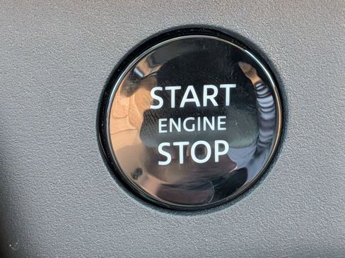 New 2026 Nissan Rogue Platinum image 16