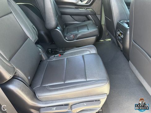 Certified 2022 Chevrolet Tahoe Z71 w/ Luxury Package AWD/4WD image 16