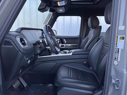 Used 2021 Mercedes-Benz G 550 w/ AMG Line image 17