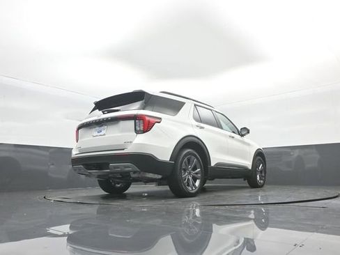 New 2026 Ford Explorer Active w/ Active Comfort Package image 36