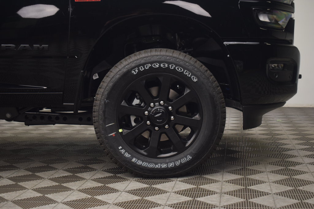 New 2026 RAM 3500 Big Horn AWD/4WD image 7
