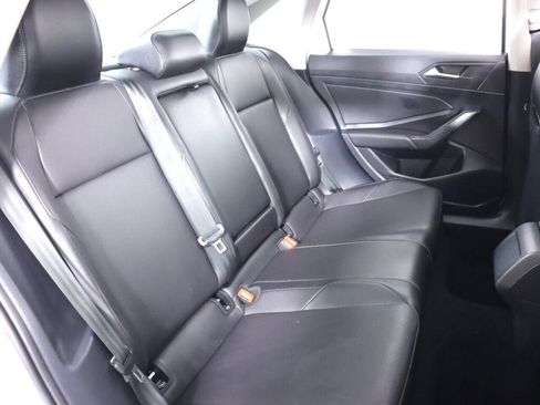 Used 2020 Volkswagen Jetta SE FWD image 38