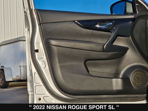 Used 2022 Nissan Rogue Sport SL image 14