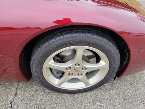 Used 2003 Chevrolet Corvette Coupe w/ Preferred Equipment Group image 36