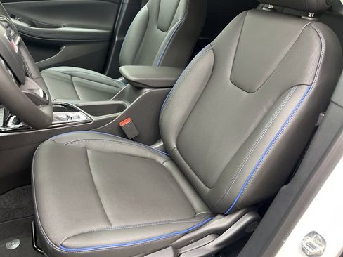 New 2026 Buick Encore GX Sport Touring image 8