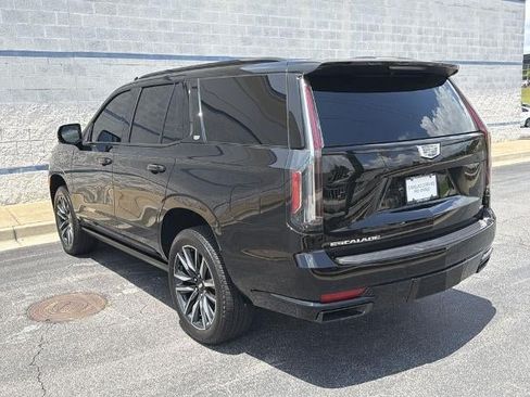 Used 2024 Cadillac Escalade Sport Platinum AWD/4WD image 5